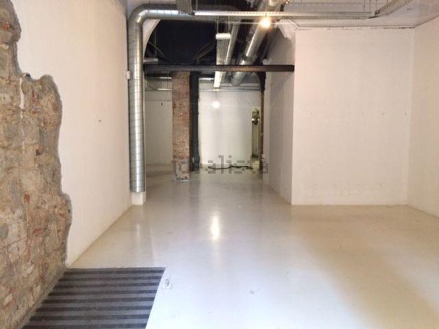 Local Comercial en alquiler en Barri Vell, Gironès