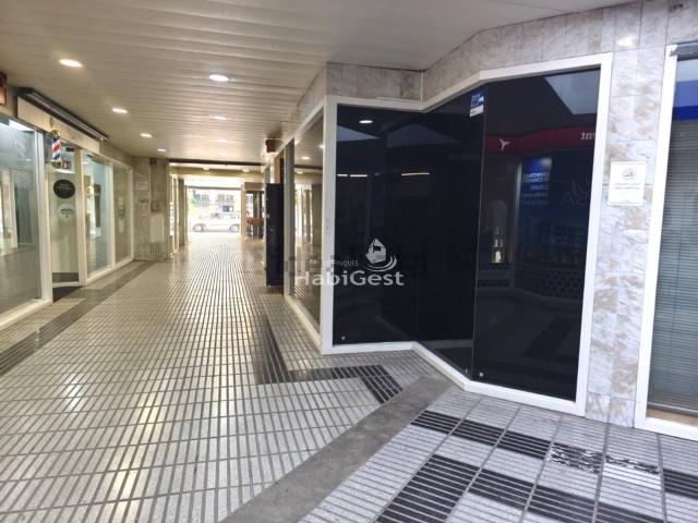 Local Comercial en alquiler en Eixample, Gironès
