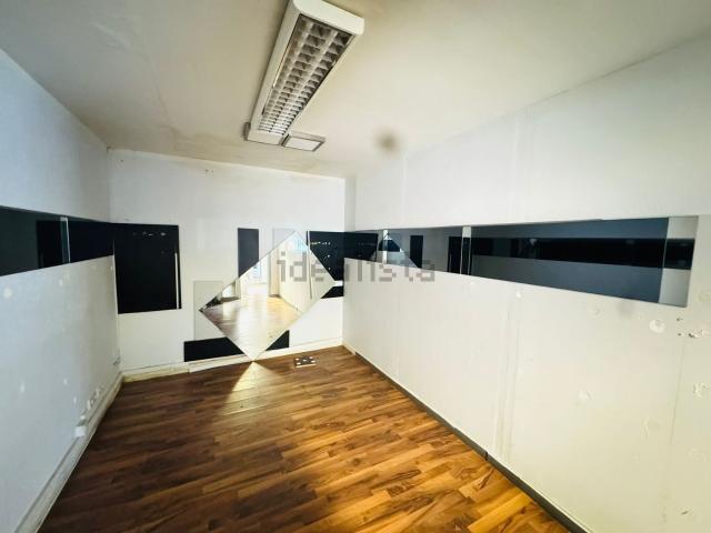Local Comercial en alquiler en Montilivi, Gironès
