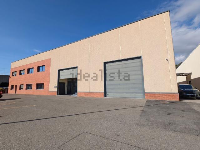 Nave en venta en Girona