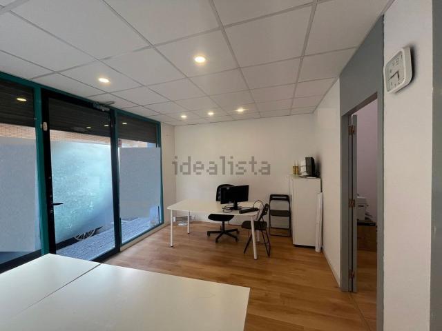 Local Comercial en alquiler en Eixample, Gironès