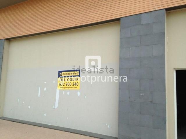 Local Comercial en alquiler en Santa Eugènia De Ter, Girona
