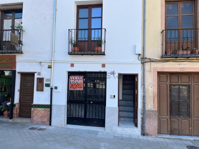 Local Comercial en venta en Centro, Comarca de la Vega de Granada