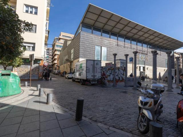 Local Comercial en venta en Granada, Centro - Sagrario