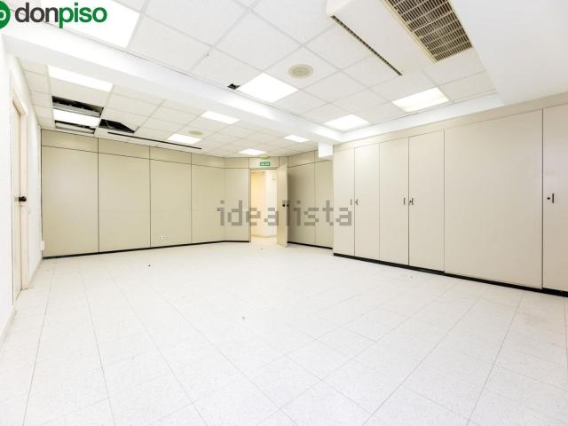 Local Comercial en venta en Centro, Comarca de la Vega de Granada