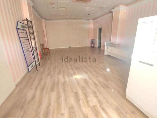 Local Comercial en alquiler en Granada, Joaquina Eguaras