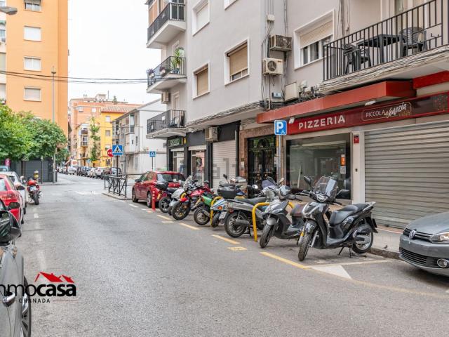 Local Comercial en venta en Granada, Zaidín - Vergeles