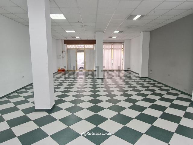 Local Comercial en venta en Granada, Zaidín - Vergeles