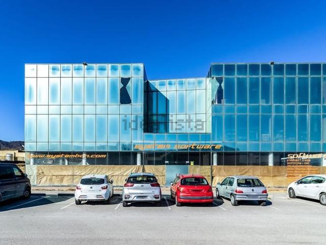 Nave en venta en Osona, Catalunya