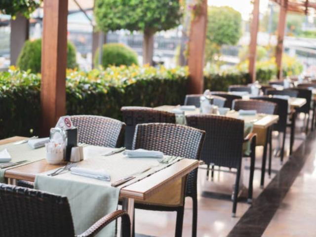 Local Comercial en alquiler en Elviria, Costa del Sol Occidental