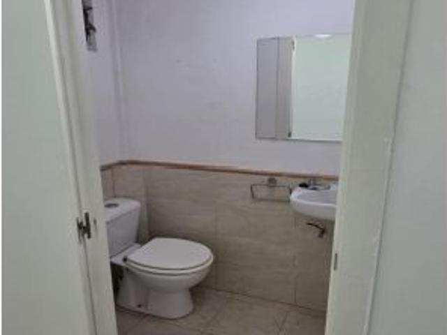 Local Comercial en alquiler en Los Remedios, Sevilla