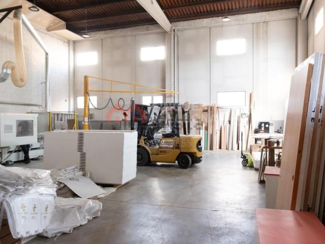 Nave en venta en Igualada