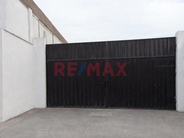 Local Comercial alquiler en Urbanización Santa Catalina, La Victoria