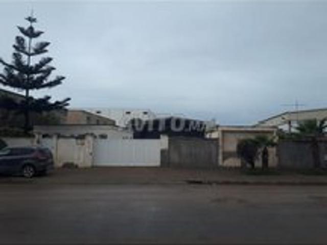 Bureau location à El Ma, Gharb-Chrarda-Beni Hssen