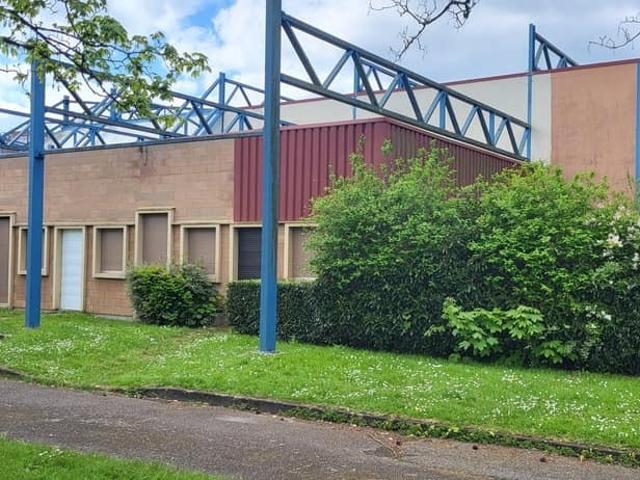 Local Commercial vente à Évreux, Evreux