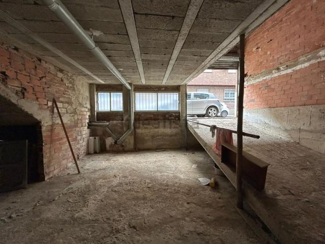 Local Comercial en venta en Jaén, San Ildefonso