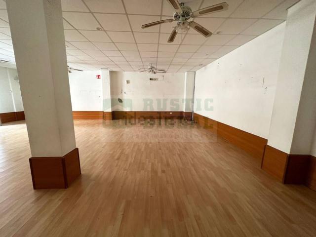 Local Comercial en alquiler en Baix Empordà, Catalunya