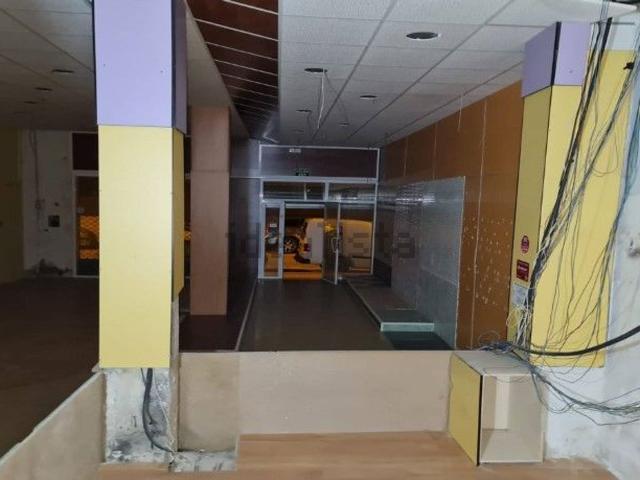 Local Comercial en venta en Granada, La Cruz
