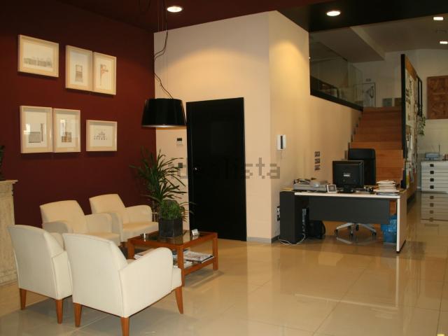 Local Comercial en venta en Granada, La Cruz