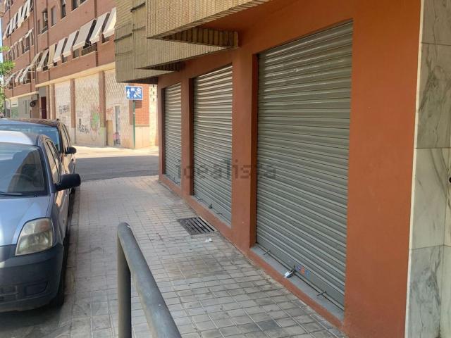 Local Comercial en venta en Granada, La Cruz Local Comercial en venta en Granada, La Cruz