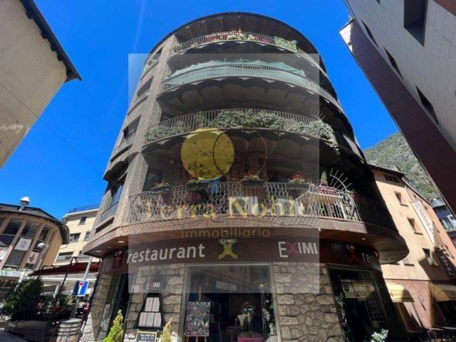 Local Comercial en alquiler en La Llacuna