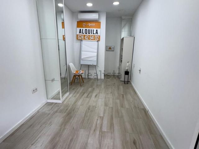 Local Comercial en alquiler en Carretera de Cádiz, Málaga-Costa del Sol