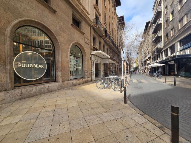 Local Comercial en venta en Canamunt, Palma