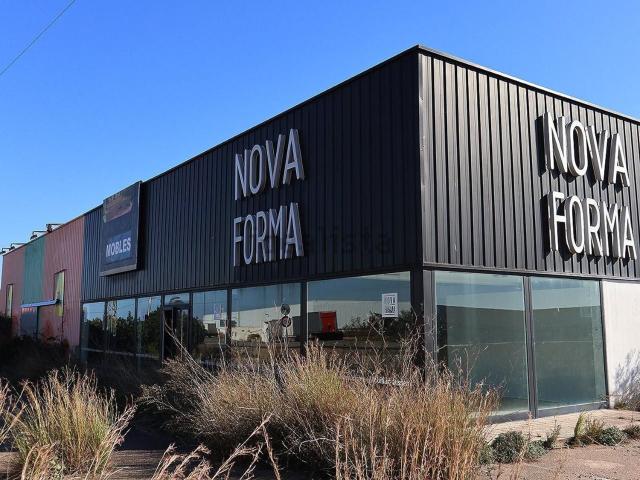 Nave en venta en La Sénia