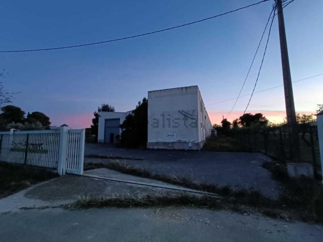 Nave en venta en La Sénia