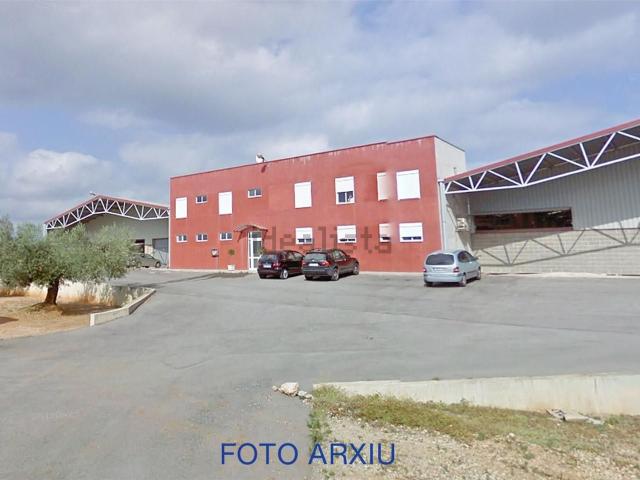 Nave en venta en La Sénia, Tarragona