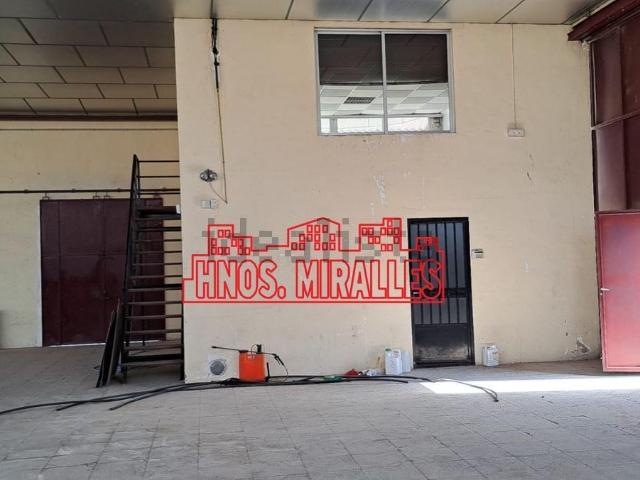 Nave en venta en el Vinalopó Mitjà / El Vinalopó Medio, Valencia