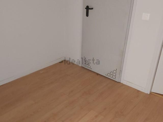 Local Comercial en alquiler en Castellciutat, Alt Urgell