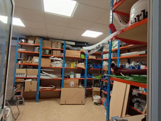 Nave en venta en Polígono Industrial Las Capellanías, Cáceres