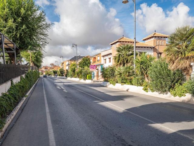 Local Comercial en venta en Las Gabias, Granada