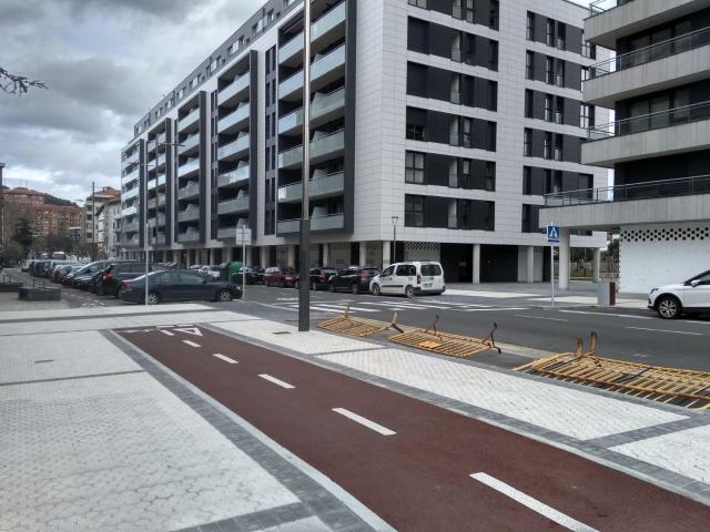 Local Comercial en venta en Lasarte-oria, Guipúzcoa