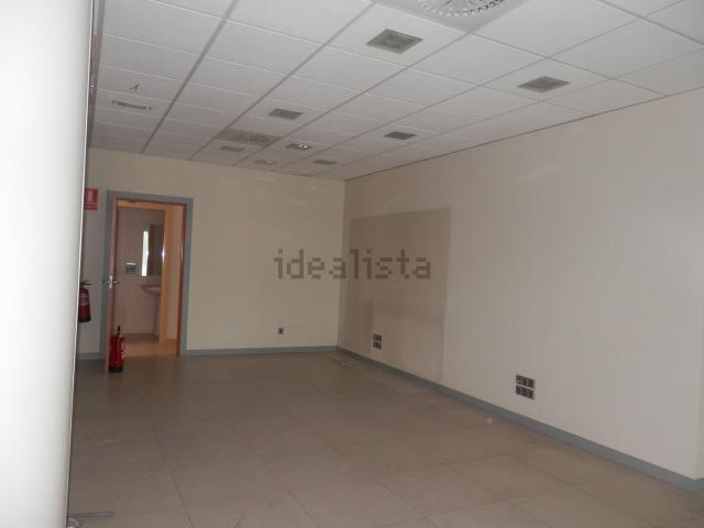 Local Comercial en venta en les Arenes, Vallès Occidental