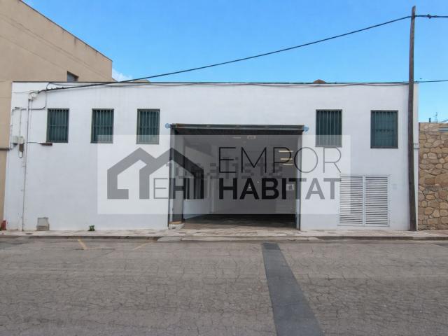 Nave en venta en el Port, Llançà