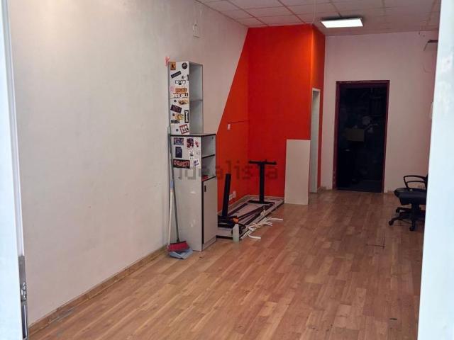 Local Comercial en alquiler en Centre Històric, Segrià