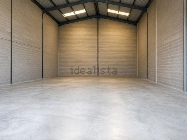 Nave en venta en Segrià, Catalunya