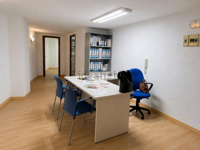 Local Comercial en venta en Príncep de Viana - Clot, Segrià