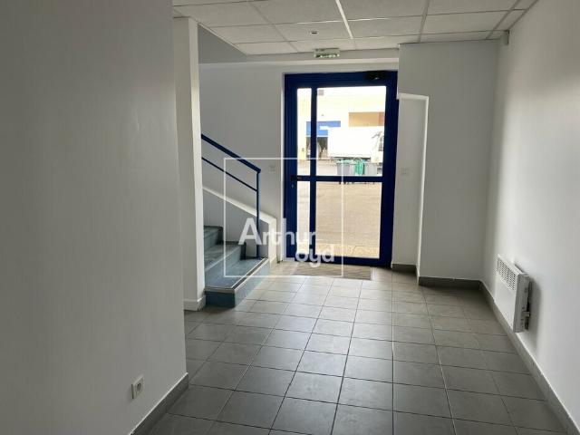 Local Commercial location à Melun, Moissy-cramayel