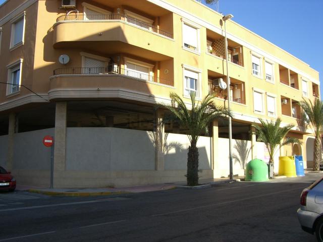 Local Comercial en alquiler en Barrio de los Miras, Los Montesinos