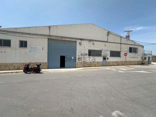 Nave en alquiler en Los Montesinos