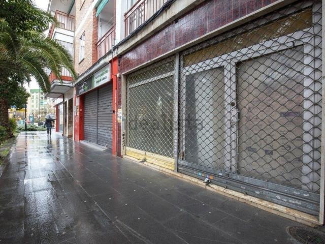 Local Comercial en venta en Chana, Comarca de la Vega de Granada