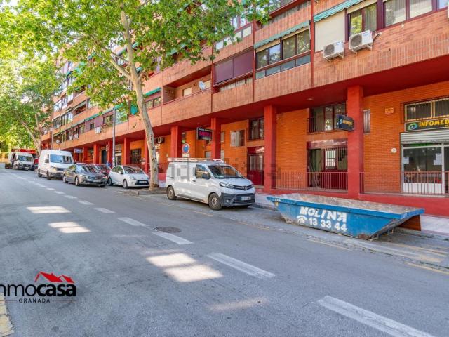 Local Comercial en venta en Granada
