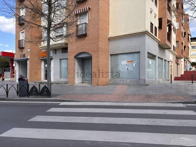 Local Comercial en alquiler en Lucena, Zona 1 (el Valle y Dehesa de la Villa)
