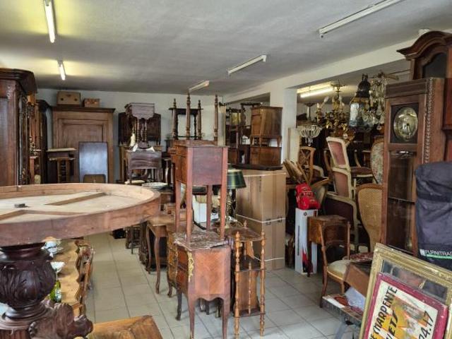 Bureau vente à Besançon, Beure