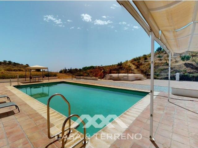 Local Comercial en venta en Macharaviaya, Málaga