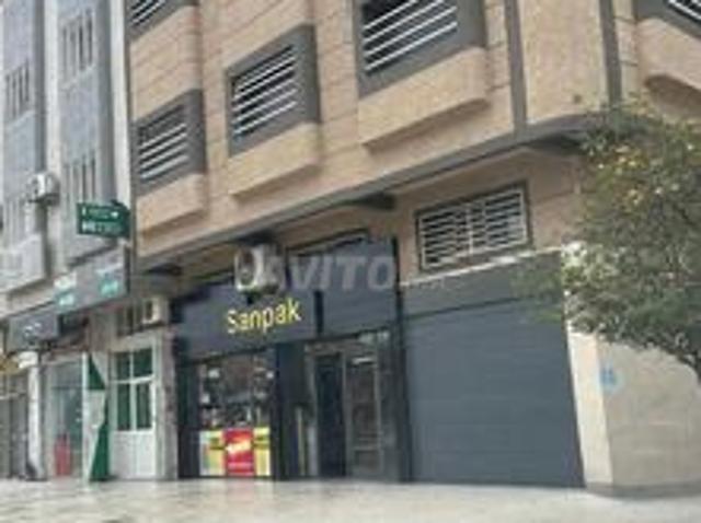 Local commercial location à Ben Slimane