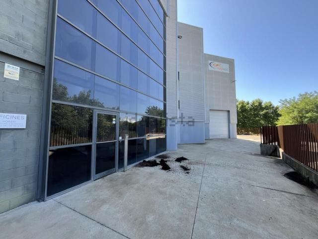 Nave en venta en Manlleu, Barcelona